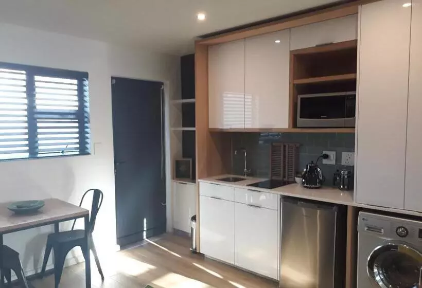 Superior Studio