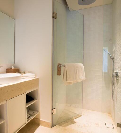 Номер Deluxe Кровать Кинг, Bali Paragon Resort