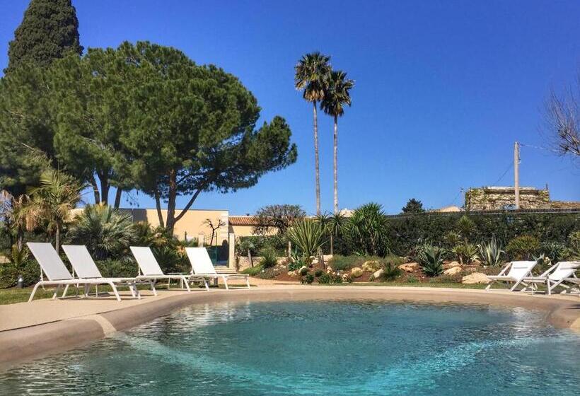 חדר דלוקס, Donna Coraly Country Boutique