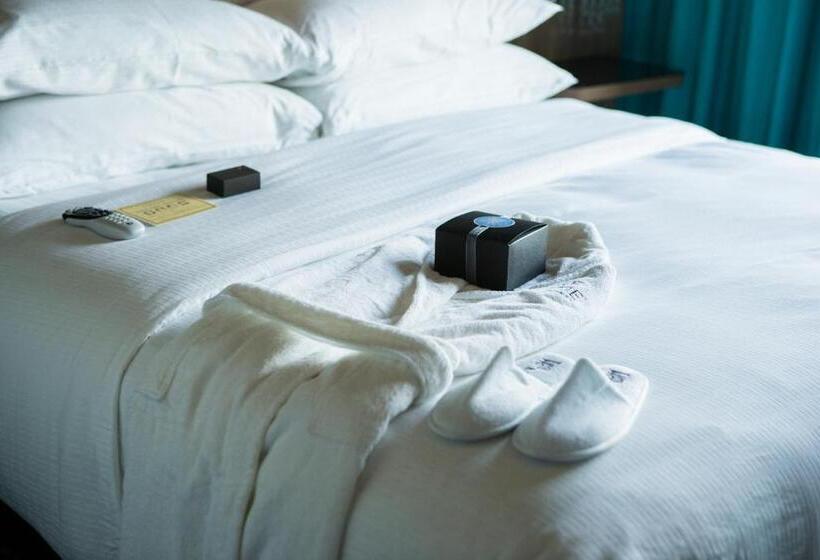 חדר סטנדרט, מיטת קינג, מותאם לאדם עם מוגבלויות, Nyack, A Jdv By Hyatt