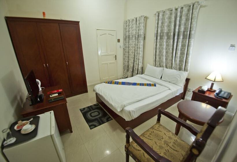 اتاق استاندارد, Okera Inn