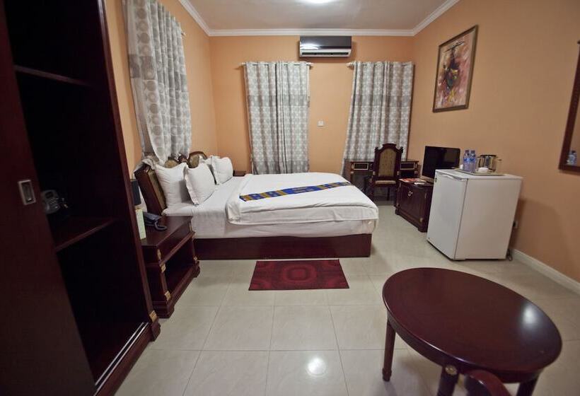 Номер Стандарт, Okera Inn
