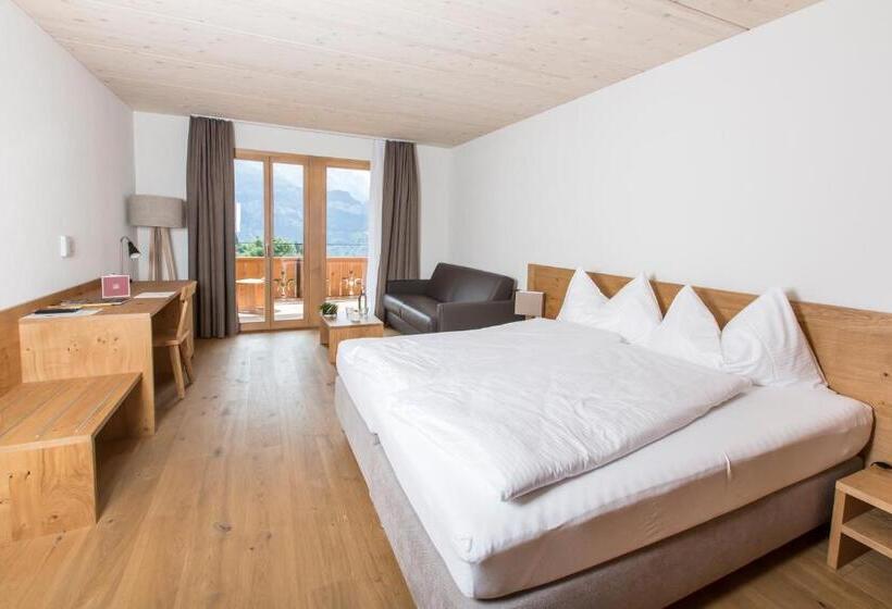 Люкс с Балконом, Reuti