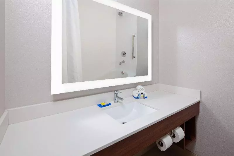 اتاق لوکس, Richmonde Hotel Iloilo