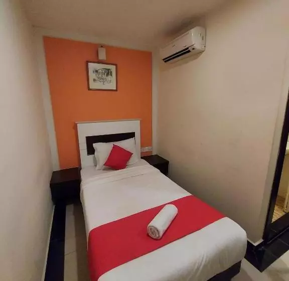 Standard Yhden Hengen Huone, Sahara Sdn Bhd