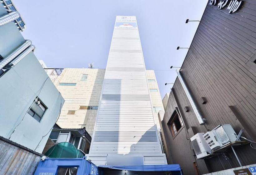 اتاق سوپریور, Ytt