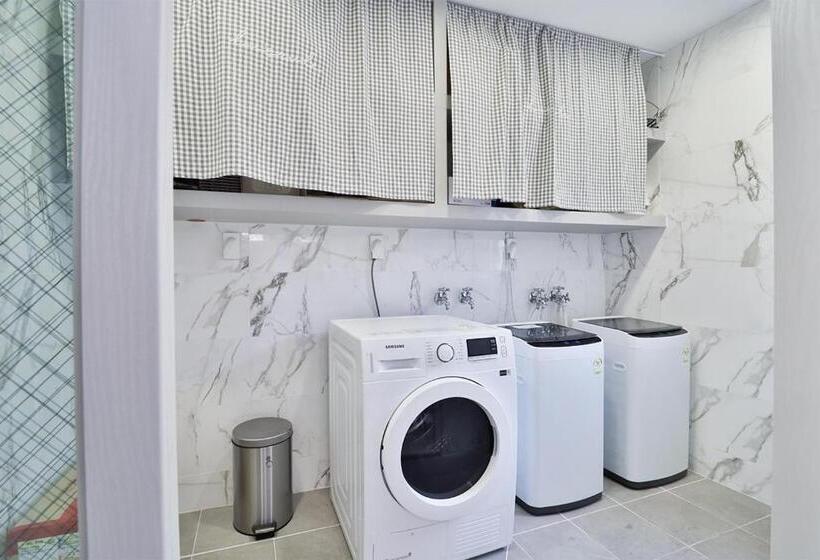 اتاق سوپریور, Ytt