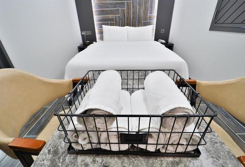 اتاق لوکس, Ytt