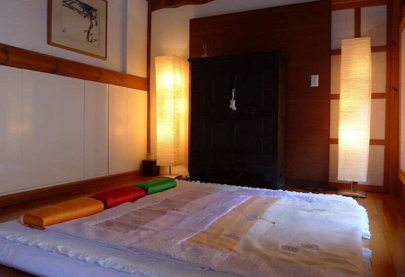 デラックストリプルルーム, Xiwoo Hanok Guesthouse