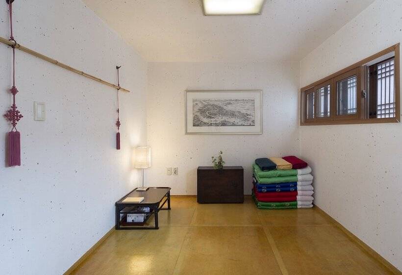 スタンダード４人部屋, Xiwoo Hanok Guesthouse