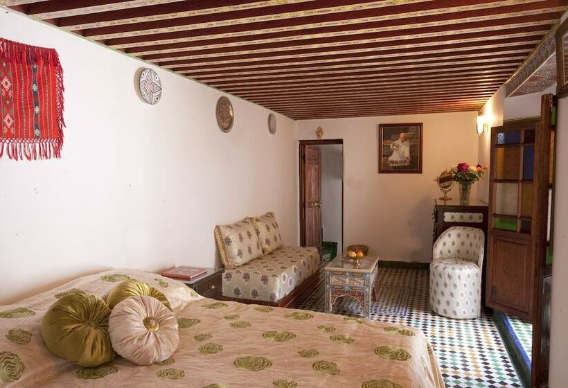 标准间, Riad Kettani
