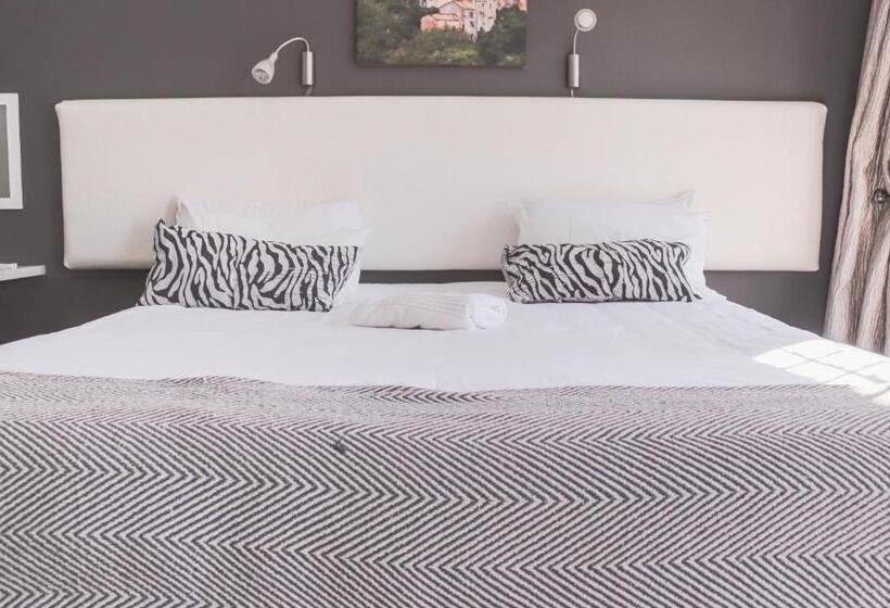 스탠다드 룸 킹사이즈 침대, 3 Liebeloft Guest House