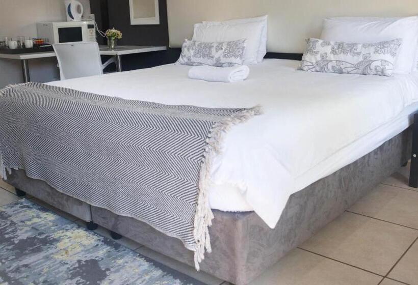 스탠다드 룸 킹사이즈 침대, 3 Liebeloft Guest House