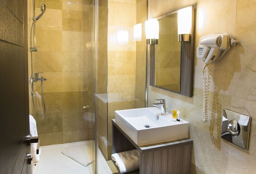 اتاق سوپریور, Best Night