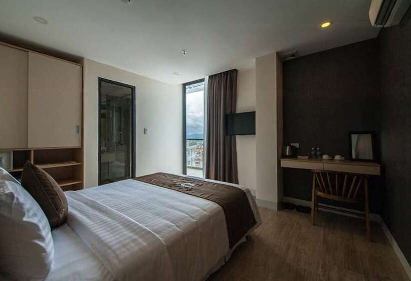 اتاق لوکس, Daisy