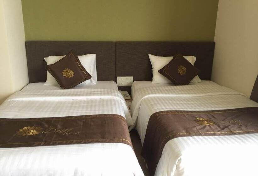 اتاق لوکس, Daisy