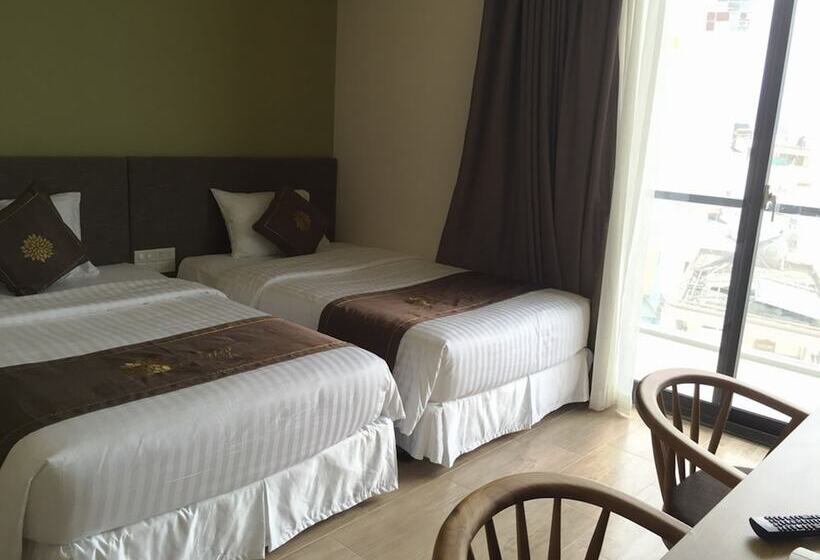 اتاق لوکس, Daisy