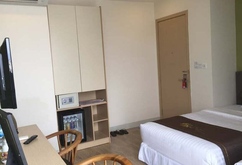 اتاق سوپریور, Daisy