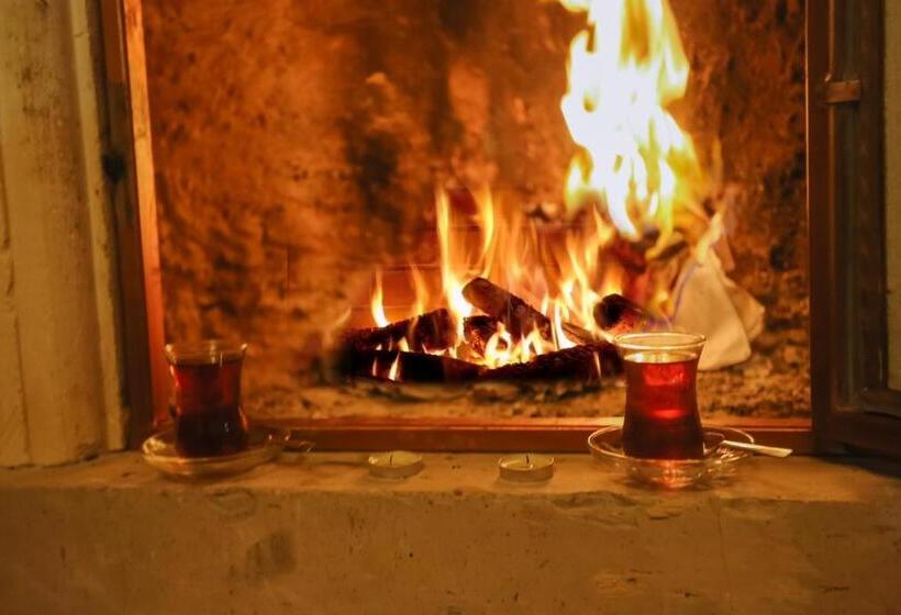 غرفة ديلوكس, Alaturca House