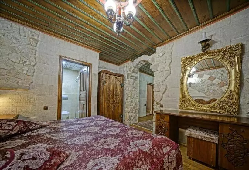 スーペリアファミリールーム, Alaturca House