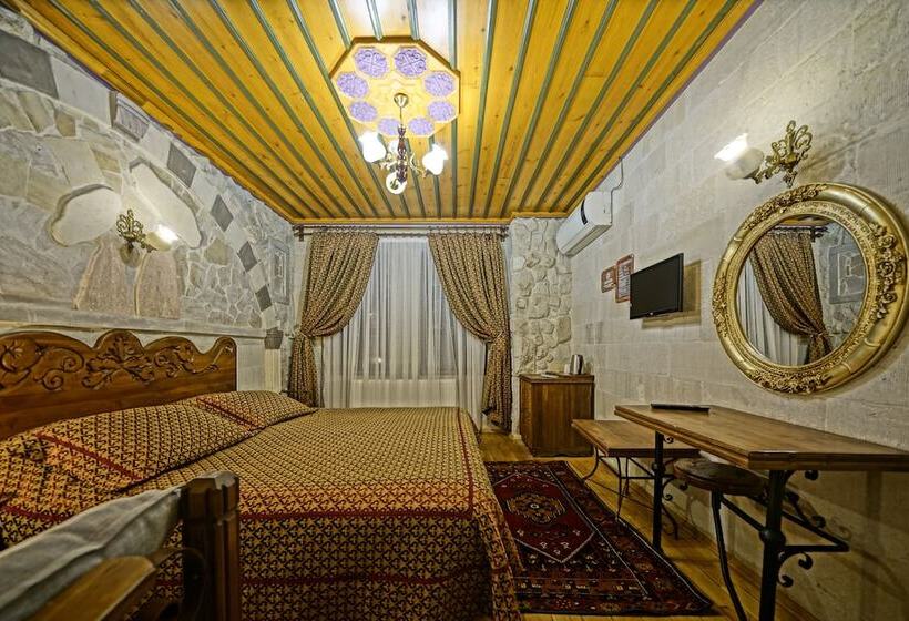اتاق استاندارد, Alaturca House