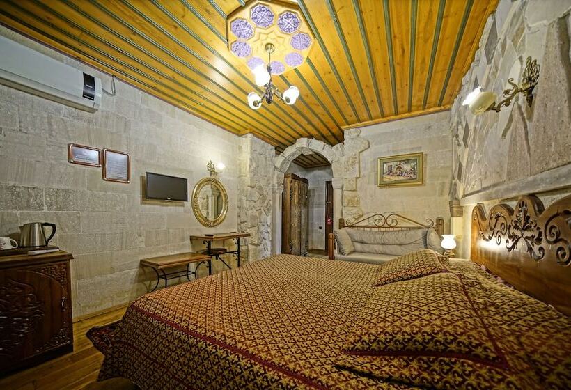 غرفة قياسية, Alaturca House