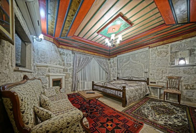 غرفة ديلوكس, Alaturca House