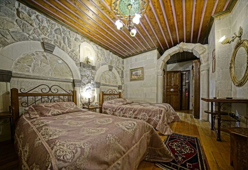 غرفة قياسية, Alaturca House