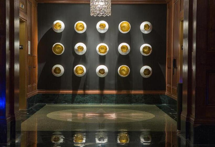 חדר סטנדרט עם מיטת קינג, Renaissance Albany