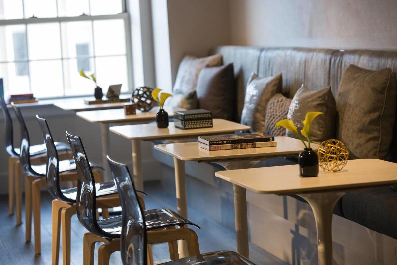 חדר דלוקס מיטת קווין, Renaissance Albany