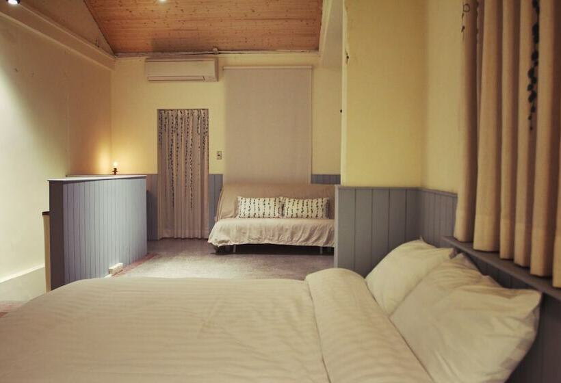 خانه 1 خوابه, Adore Tainan Adore House