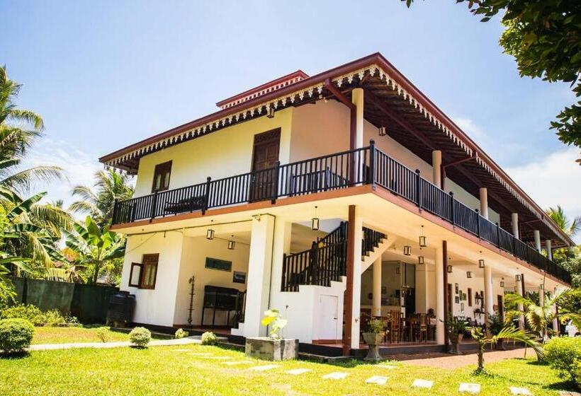 Номер Deluxe Вид на Бассейн, Haus Berlin