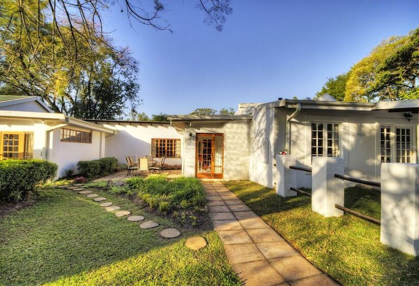 Family Suite, Nut Grove Boutique