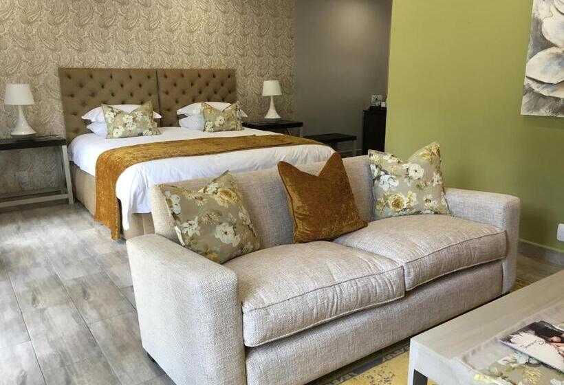 Люкс Superior, Nut Grove Boutique