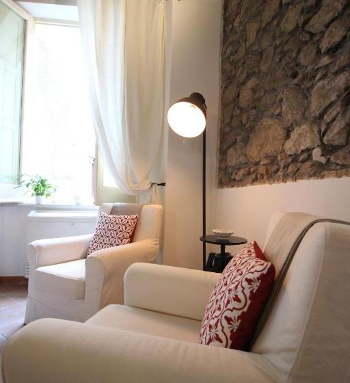 جناح دوبلكس, S'o Smart B&b Tropea