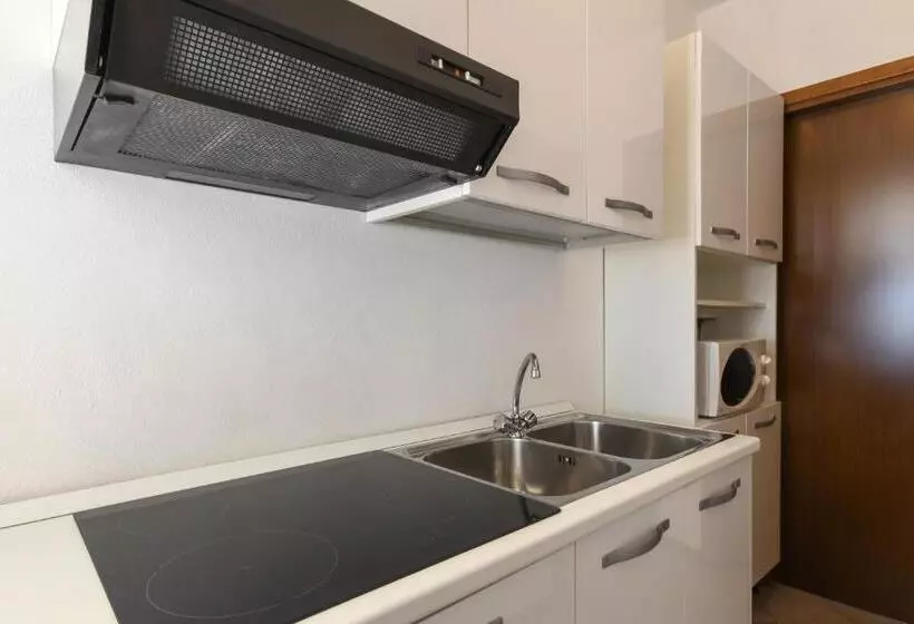 آپارتمان 1 خوابه با بالکن, Apparthotel San Sivino