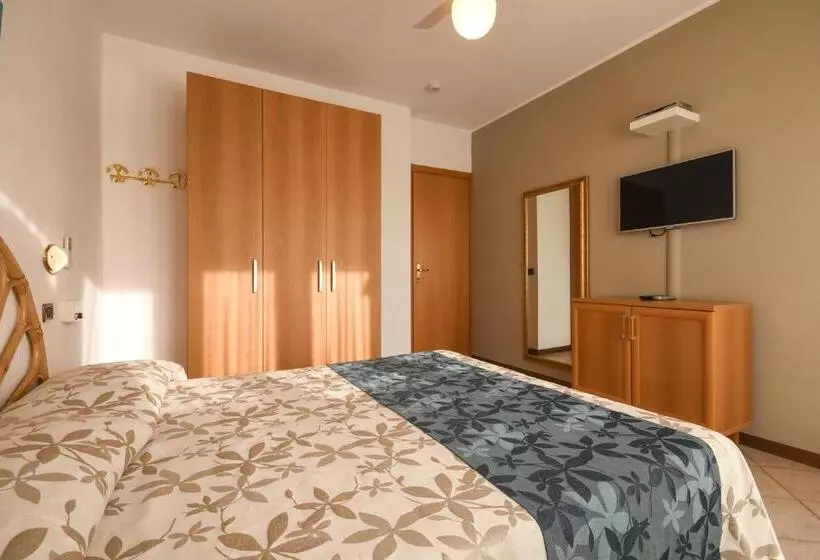 آپارتمان 2 خوابه با بالکن, Apparthotel San Sivino