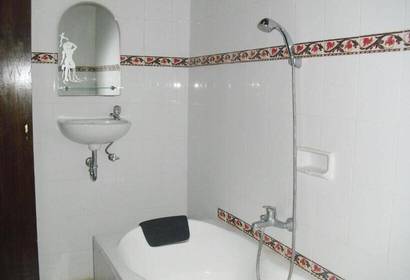 חדר דלוקס, Adus Beach Inn