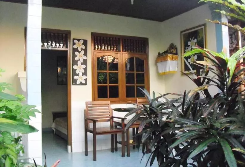 اتاق لوکس, Adus Beach Inn