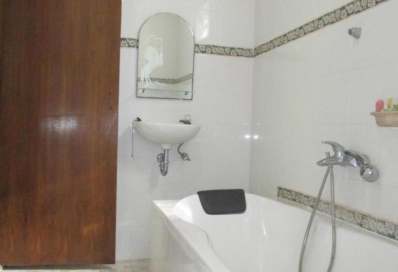 חדר דלוקס, Adus Beach Inn