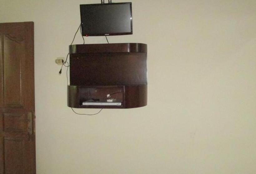 חדר דלוקס, Adus Beach Inn