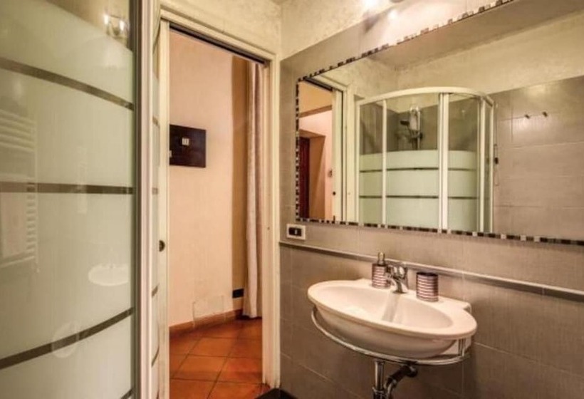 اتاق استاندارد یک نفره, Guest House O Affittacamere Magenta Fico 2