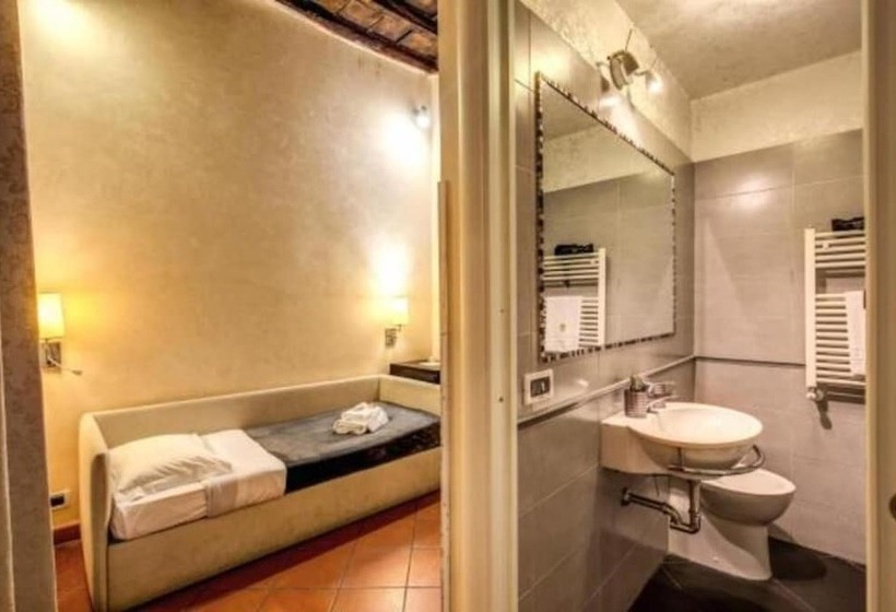 اتاق استاندارد یک نفره, Guest House O Affittacamere Magenta Fico 2