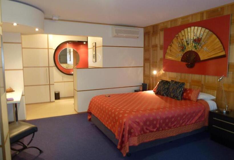 اتاق استاندارد, The Retreat At Froog Moore Park