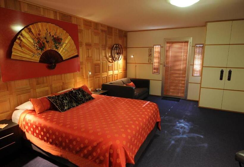 اتاق استاندارد, The Retreat At Froog Moore Park