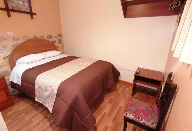 スタンダードルーム, Conquista Cusco