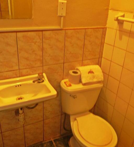 اتاق استاندارد, Conquista Cusco