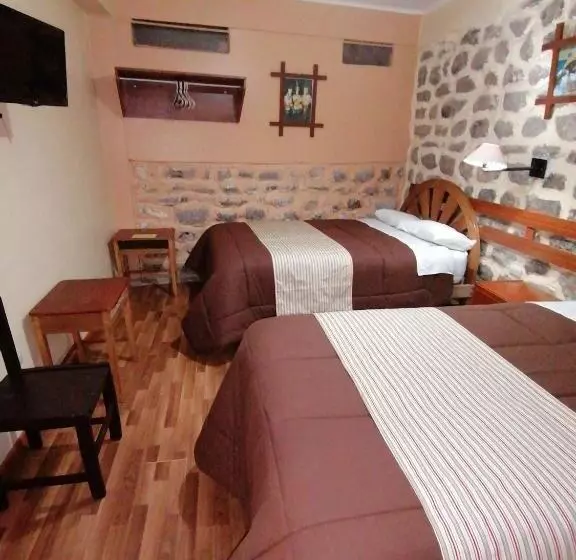 ファミリールーム, Conquista Cusco