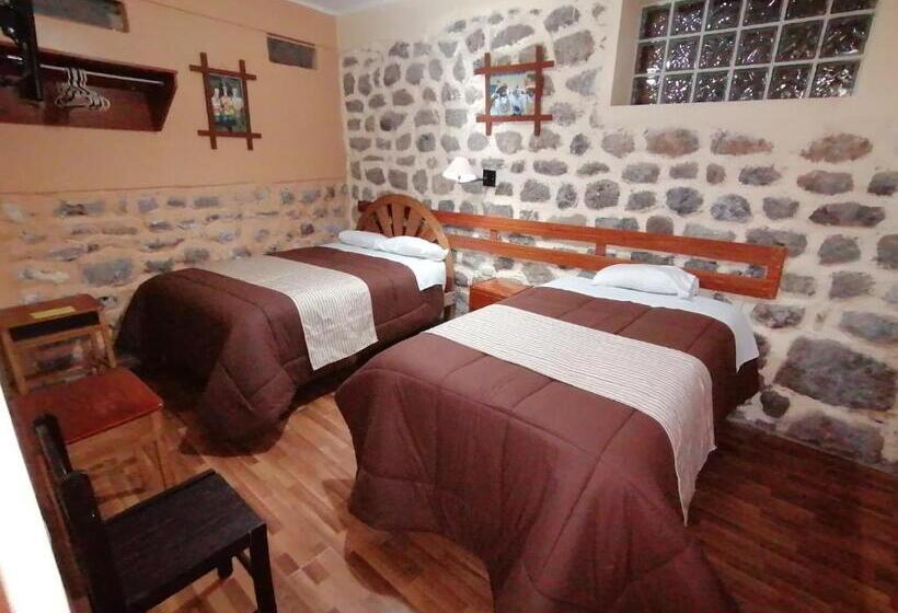 اتاق خانوادگی, Conquista Cusco