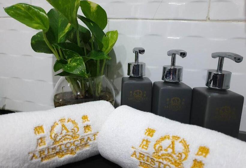 高级套房, Aristocrat Residence &